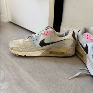 Nike Air Max 90 with Pink and Black Details